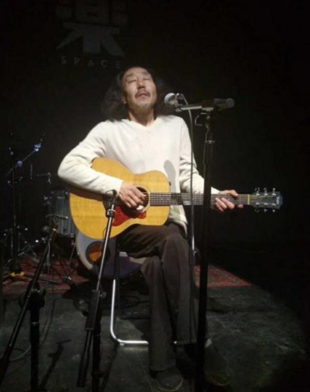 知名乐团女鼓手蔡忆凡去世!疑似上吊轻生年仅26岁,在宾馆被发现